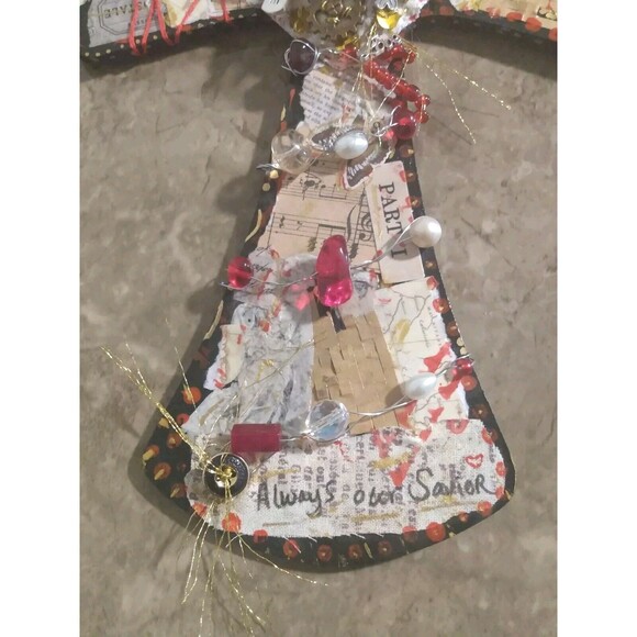 Mixed Media Christian Assemblage Art Wooden Cross Jesus Beads Charms Wall Decor - Picture 6 of 15